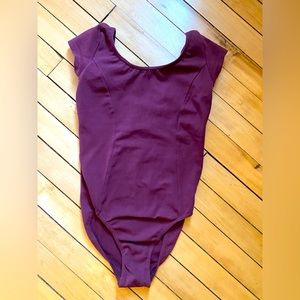 Women’s Mirella leotard medium